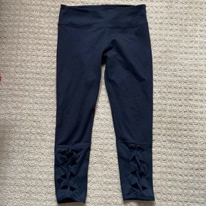 Fabletics cropped leggings